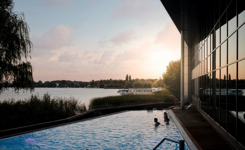 Soleaußenpool der Fontane Therme